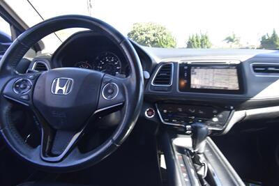 2017 Honda HR-V EX-L Navi   - Photo 8 - Midway City, CA 92655