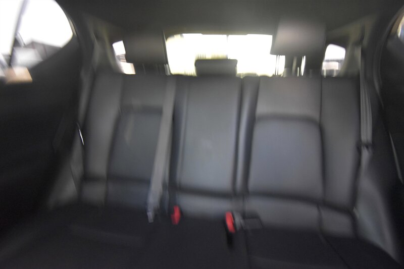 2015 Lexus CT 200h Hybrid   - Photo 9 - Midway City, CA 92655