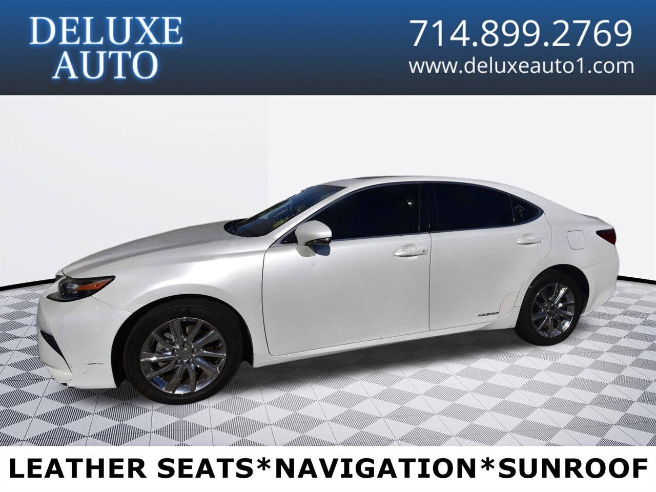 2016 Lexus ES 300h Hybrid   - Photo 1 - Midway City, CA 92655