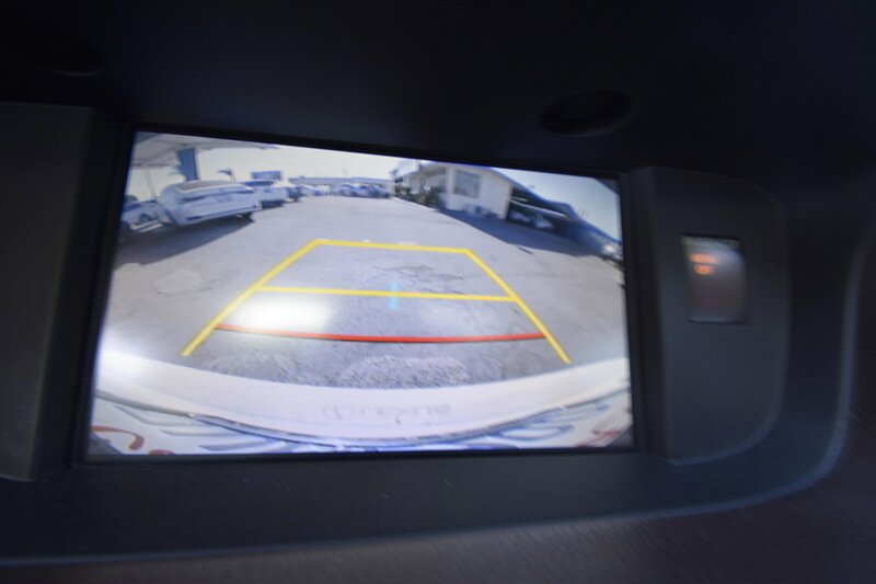 2016 Lexus ES 300h Hybrid   - Photo 12 - Midway City, CA 92655