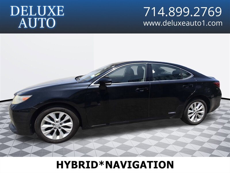 2013 Lexus ES 300h Hybrid  