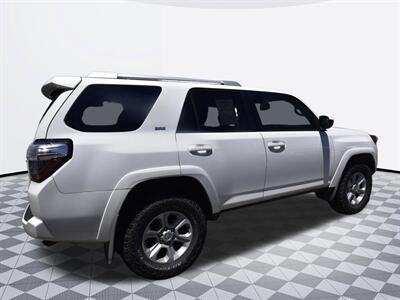 2016 Toyota 4Runner SR5 - Photo 25 - Midway City, CA 92655