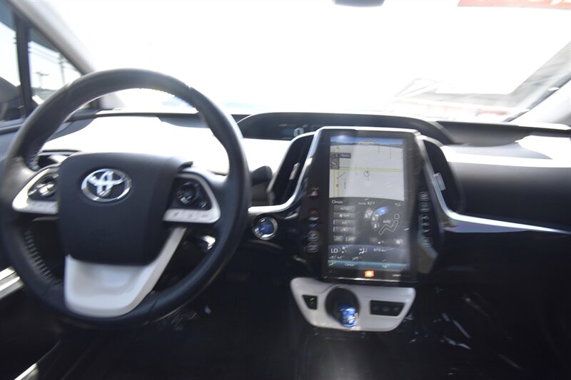2017 Toyota Prius Prime Advanced*NAVIGATION   - Photo 10 - Midway City, CA 92655