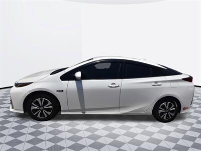 2017 Toyota Prius Prime Advanced*NAVIGATION   - Photo 6 - Midway City, CA 92655