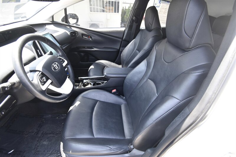 2017 Toyota Prius Prime Advanced*NAVIGATION   - Photo 2 - Midway City, CA 92655