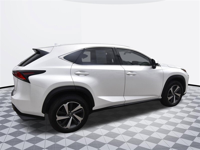 2020 Lexus NX 300 NX 300 - Photo 4 - Midway City, CA 92655