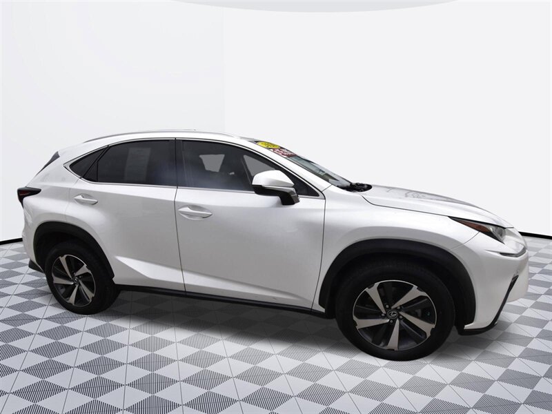 2020 Lexus NX 300 NX 300 - Photo 5 - Midway City, CA 92655