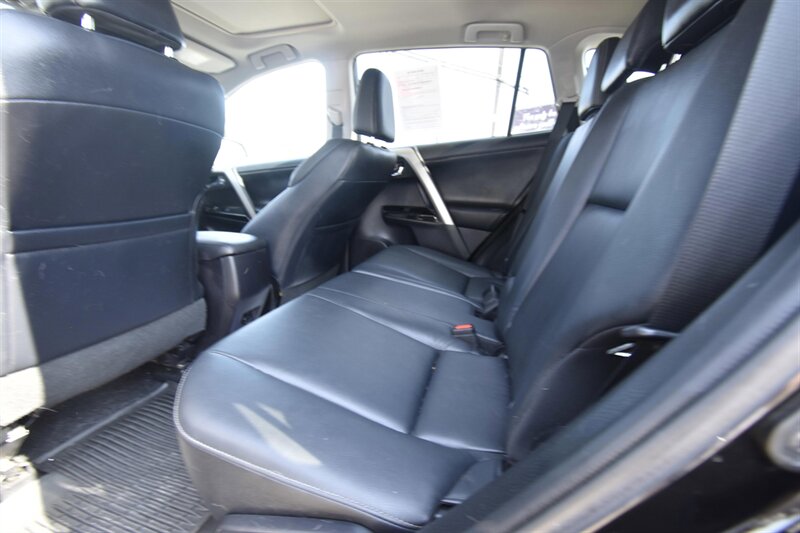 2017 Toyota RAV4 Limited*4x4   - Photo 18 - Midway City, CA 92655