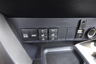 2017 Toyota RAV4 Limited*4x4   - Photo 9 - Midway City, CA 92655