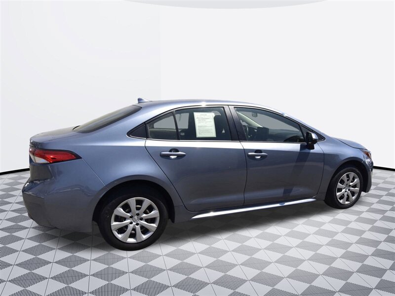 2024 Toyota Corolla LE   - Photo 5 - Midway City, CA 92655