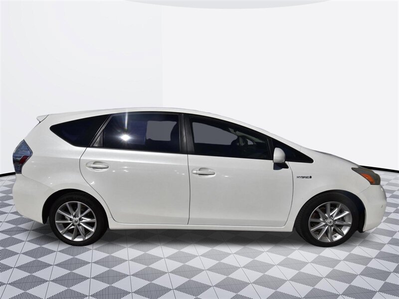 2012 Toyota Prius v Five*PANOMOROMA ROOF*NAVIGATION - Photo 28 - Midway City, CA 92655