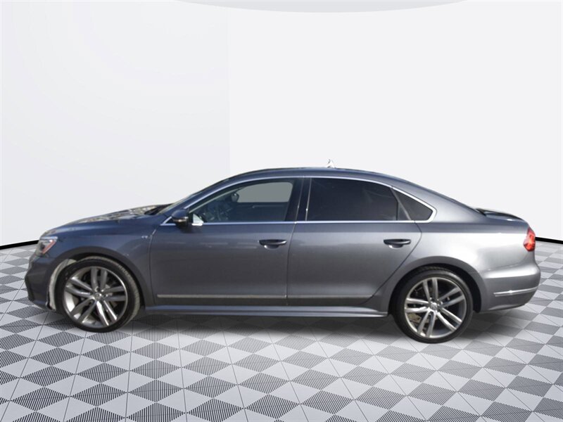 2016 Volkswagen Passat 1.8T R-Line   - Photo 4 - Midway City, CA 92655