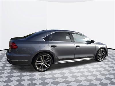 2016 Volkswagen Passat 1.8T R-Line   - Photo 5 - Midway City, CA 92655