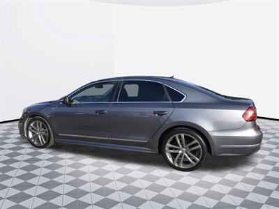 2016 Volkswagen Passat 1.8T R-Line   - Photo 6 - Midway City, CA 92655