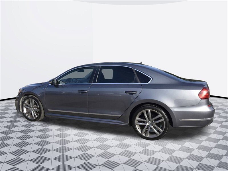 2016 Volkswagen Passat 1.8T R-Line   - Photo 6 - Midway City, CA 92655