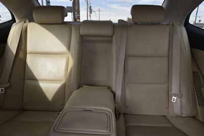 2014 Lexus ES 300h Hybrid   - Photo 10 - Midway City, CA 92655