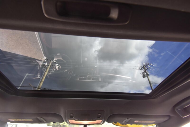 2015 Lexus IS 350 F SPORT*RED INTERIOR - Photo 12 - Midway City, CA 92655