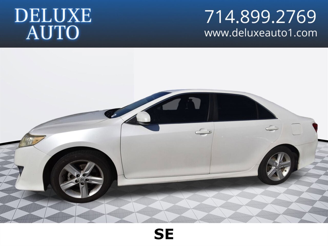 2014 Toyota Camry SE