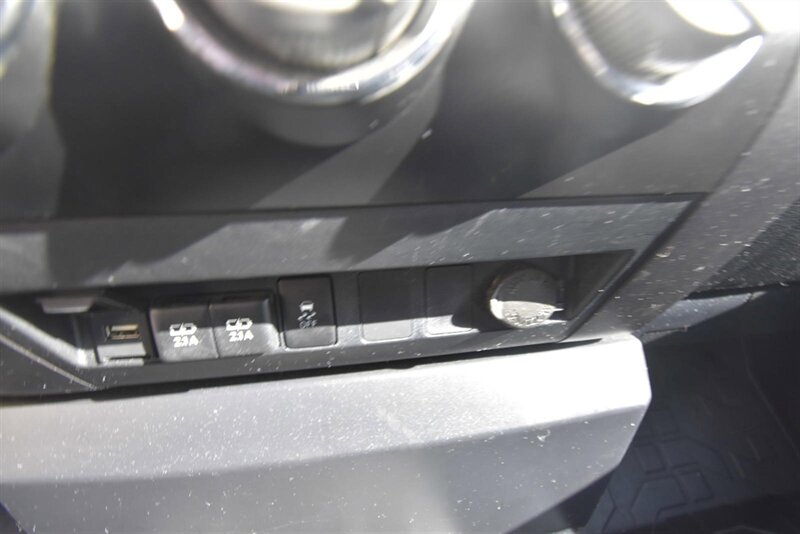 2021 Toyota Tundra SR5   - Photo 14 - Midway City, CA 92655