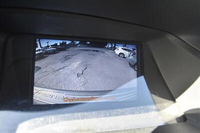 2016 Lexus ES 300h Hybrid   - Photo 13 - Midway City, CA 92655