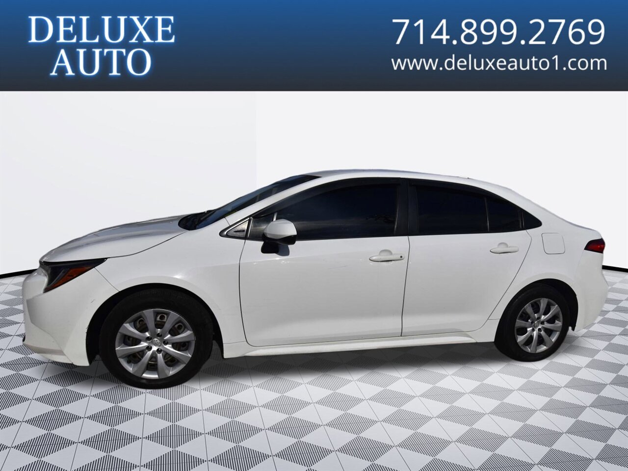 2020 Toyota Corolla LE