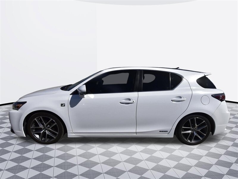 2016 Lexus CT 200h Hybrid - Photo 2 - Midway City, CA 92655