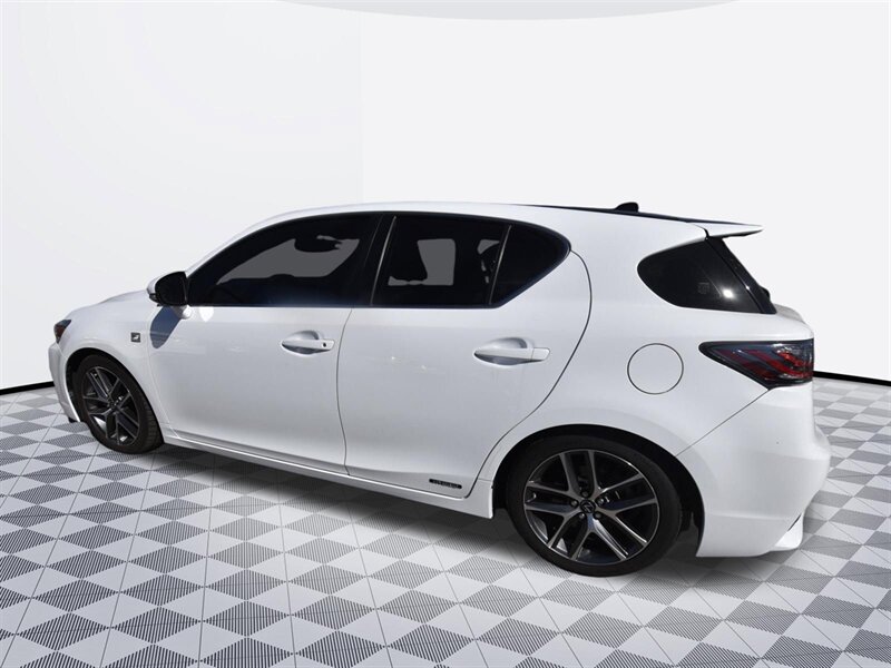 2016 Lexus CT 200h Hybrid - Photo 3 - Midway City, CA 92655