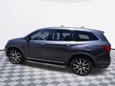 2019 Honda Pilot Touring 7-Passenger   - Photo 3 - Midway City, CA 92655