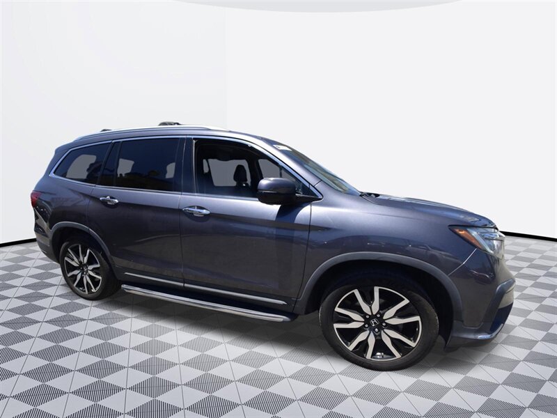 2019 Honda Pilot Touring 7-Passenger   - Photo 5 - Midway City, CA 92655