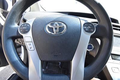 2015 Toyota Prius Two   - Photo 9 - Midway City, CA 92655