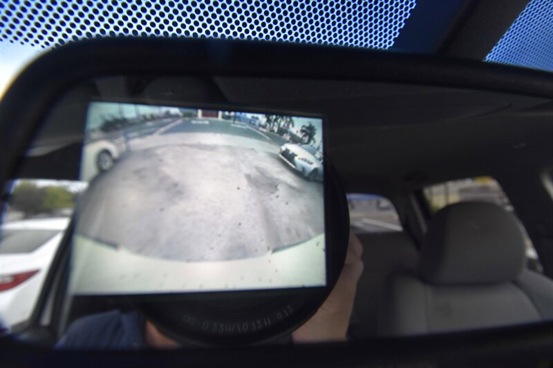 2011 Toyota Tacoma PreRunner - Photo 9 - Midway City, CA 92655