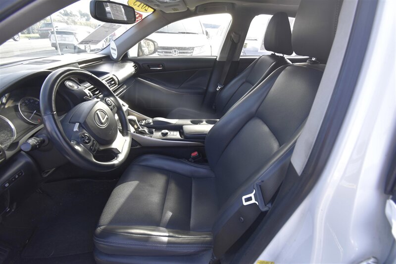 2015 Lexus IS 250 NAVIGATION   - Photo 9 - Midway City, CA 92655
