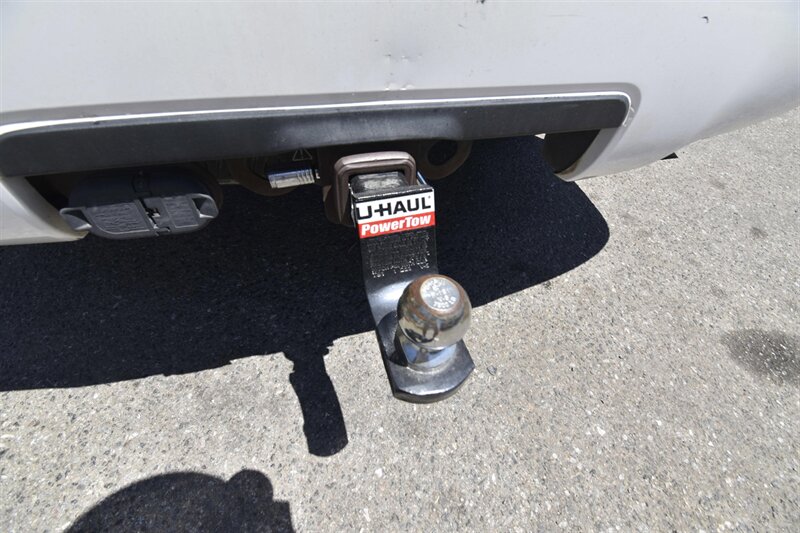 2014 Toyota Sequoia SR5   - Photo 18 - Midway City, CA 92655