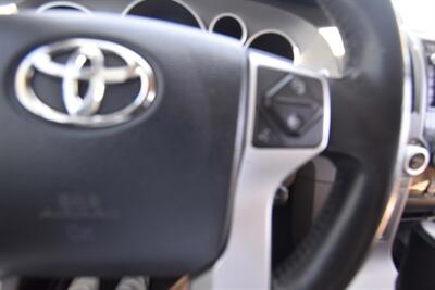 2014 Toyota Sequoia SR5   - Photo 17 - Midway City, CA 92655