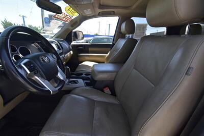 2014 Toyota Sequoia SR5   - Photo 2 - Midway City, CA 92655