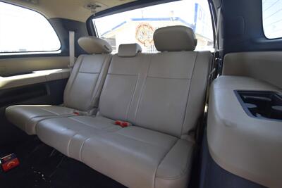 2014 Toyota Sequoia SR5   - Photo 11 - Midway City, CA 92655