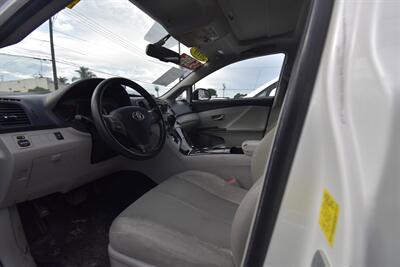 2010 Toyota Venza FWD V6 - Photo 7 - Midway City, CA 92655