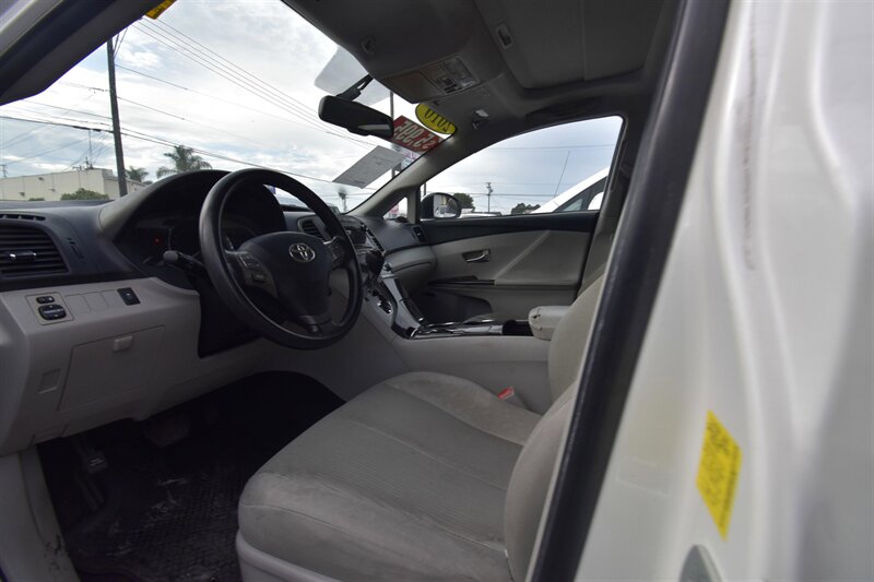 2010 Toyota Venza FWD V6 - Photo 7 - Midway City, CA 92655