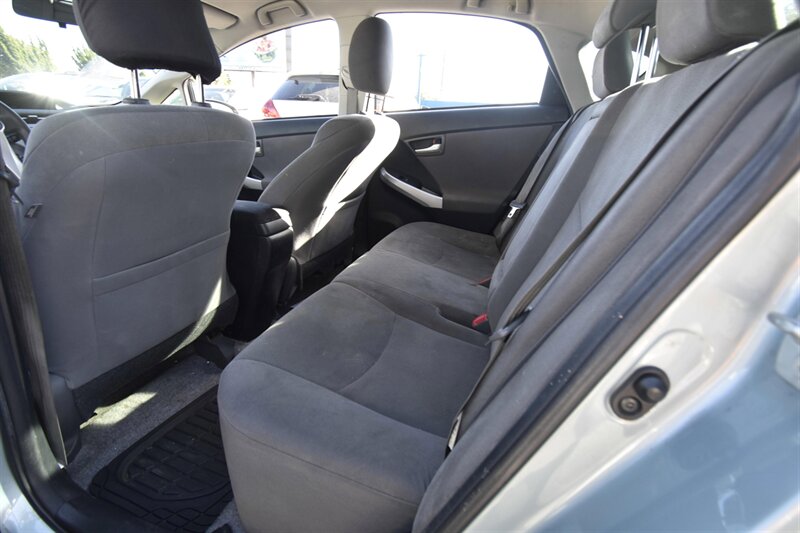 2014 Toyota Prius Three   - Photo 7 - Midway City, CA 92655