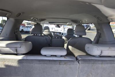 2018 Toyota Sienna XLE Premium 8-Passenger - Photo 10 - Midway City, CA 92655