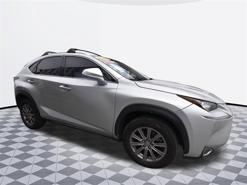 2017 Lexus NX 200t - Photo 14 - Midway City, CA 92655