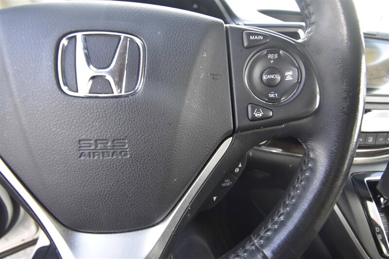 2016 Honda CR-V Touring   - Photo 22 - Midway City, CA 92655