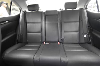 2016 Lexus ES 300h Hybrid - Photo 11 - Midway City, CA 92655