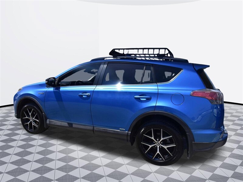 2018 Toyota RAV4 Hybrid Hybrid SE   - Photo 6 - Midway City, CA 92655