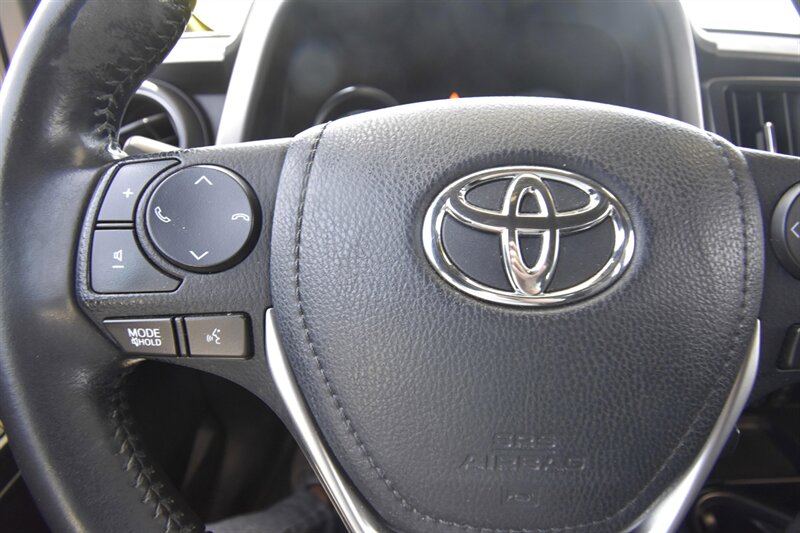 2018 Toyota RAV4 Hybrid Hybrid SE   - Photo 19 - Midway City, CA 92655