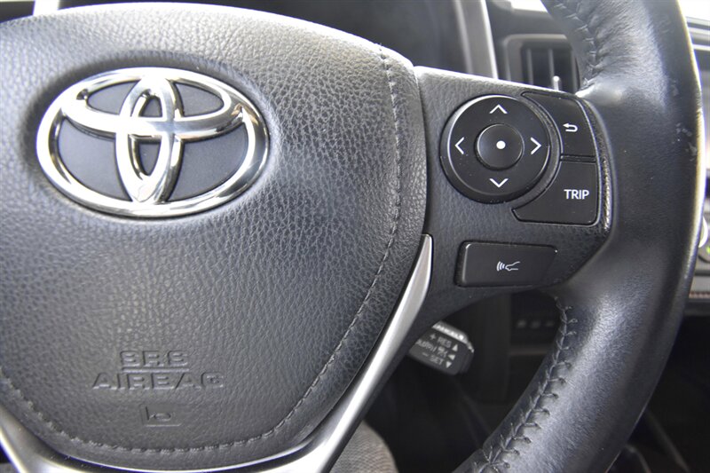 2018 Toyota RAV4 Hybrid Hybrid SE   - Photo 20 - Midway City, CA 92655