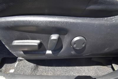 2018 Toyota RAV4 Hybrid Hybrid SE   - Photo 13 - Midway City, CA 92655