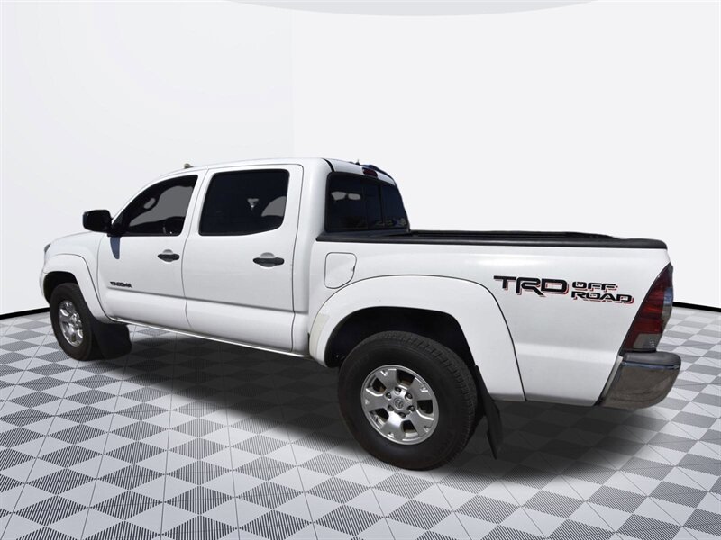 2015 Toyota Tacoma PreRunner   - Photo 3 - Midway City, CA 92655