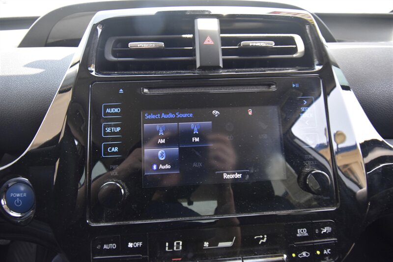 2019 Toyota Prius LE   - Photo 9 - Midway City, CA 92655