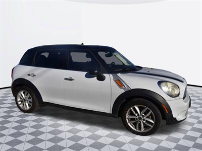2013 MINI Countryman Cooper   - Photo 2 - Midway City, CA 92655